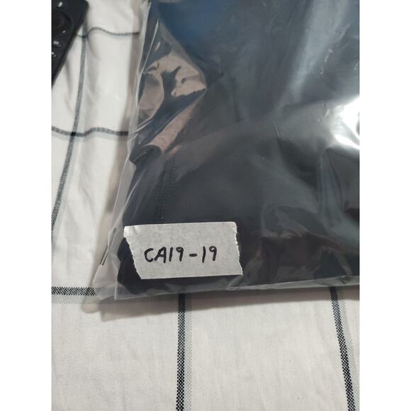 Nike Therma Fit Size XL Full Zip Hoodie Black Women's Gym Hiking Running C19-19 - Picture 9 of 9